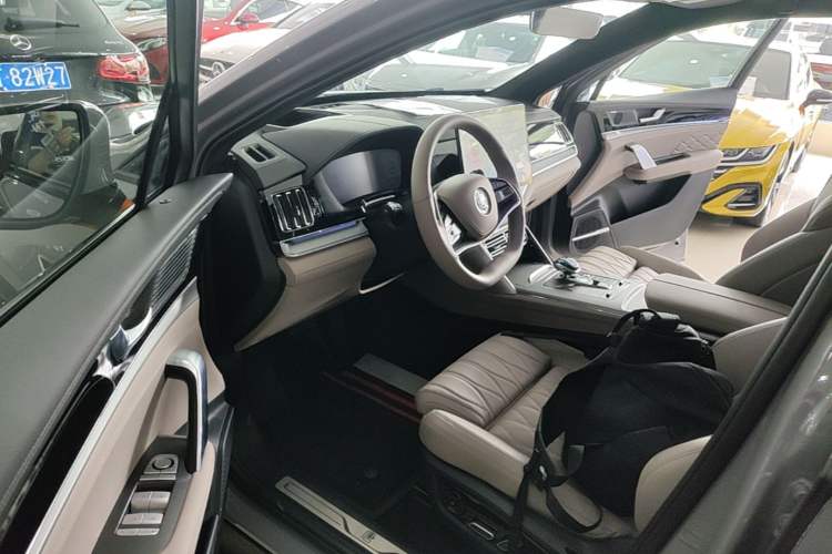 Used BYD Tang New Energy 2025 DM-i 115KM Flagship Model Driver Seat