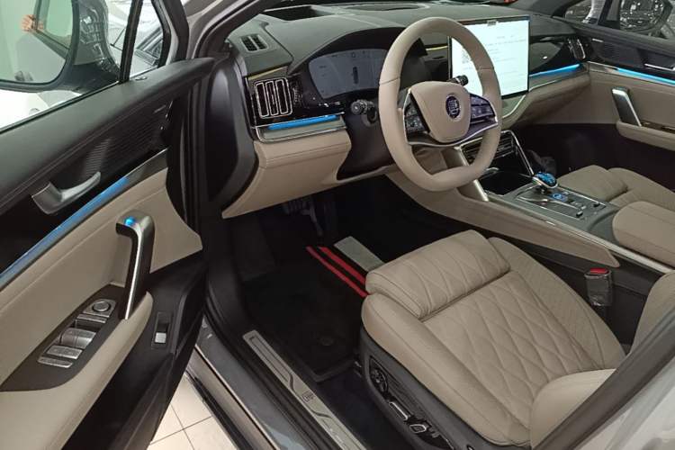 Used BYD Tang New Energy 2025 Intelligent Driving Version DM-i 115KM Flagship Edition Driver Seat