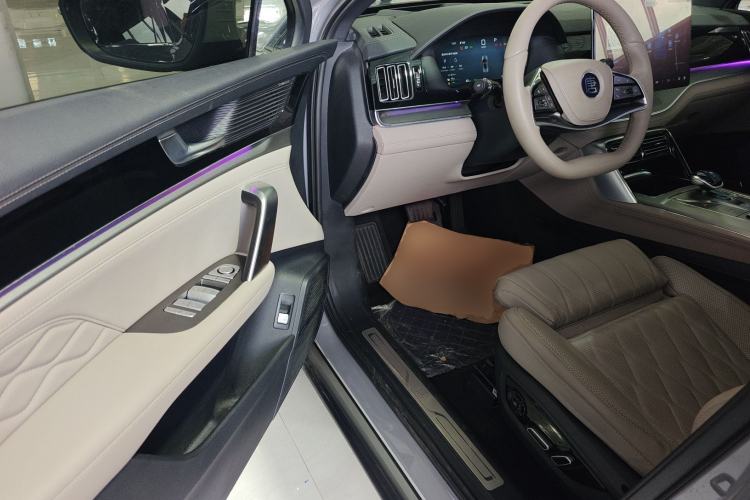 Used BYD Tang New Energy 2025 Intelligent Driving Version DM-i 115KM Flagship Edition Driver Seat