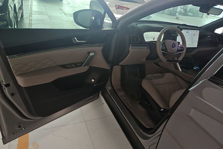 Used BYD Tang New Energy 2025 DM-i 115KM Prestige Model Driver Seat