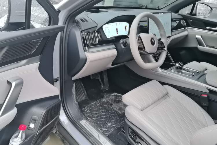 Used BYD Tang New Energy 2025 Intelligent Driving Version DM-i 115KM Flagship Edition Driver Seat