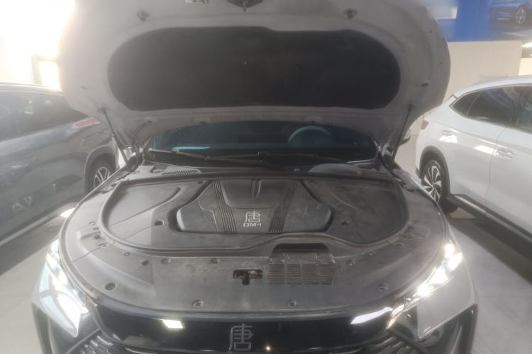 Used BYD Tang New Energy 2025 DM-i 115KM Prestige Model Engine Bay
