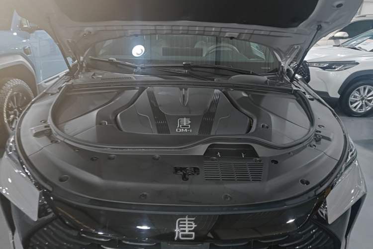 Used BYD Tang New Energy 2025 Intelligent Driving Version DM-i 115KM Prestige Edition Engine Bay