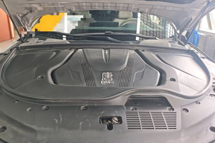 Used BYD Tang New Energy 2025 Model Smart Drive Version DM-i 175KM Deluxe Version Engine Bay