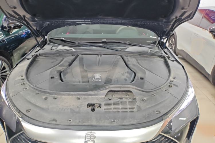 Used BYD Tang New Energy 2025 DM-i 115KM Prestige Model Engine Bay