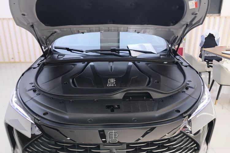 Used BYD Tang New Energy 2025 Intelligent Driving Version DM-i 115KM Flagship Edition Engine Bay