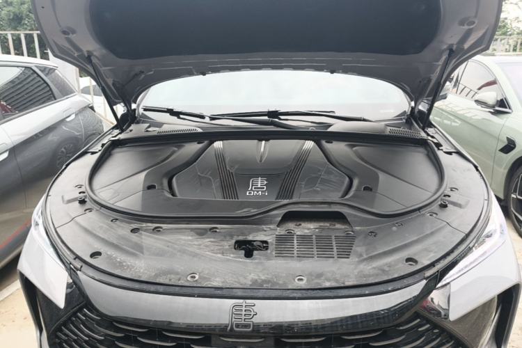 Used BYD Tang New Energy 2025 Model Smart Drive Version DM-i 175KM Prestige Version Engine Bay