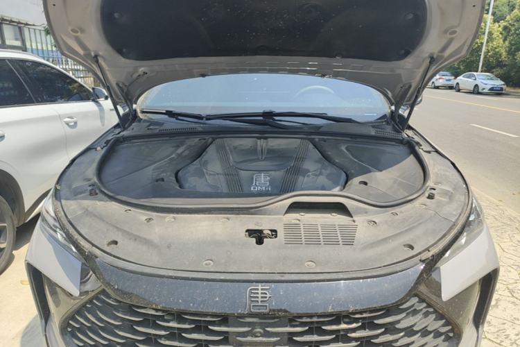 Used BYD Tang New Energy 2025 DM-i 115KM Prestige Model Engine Bay