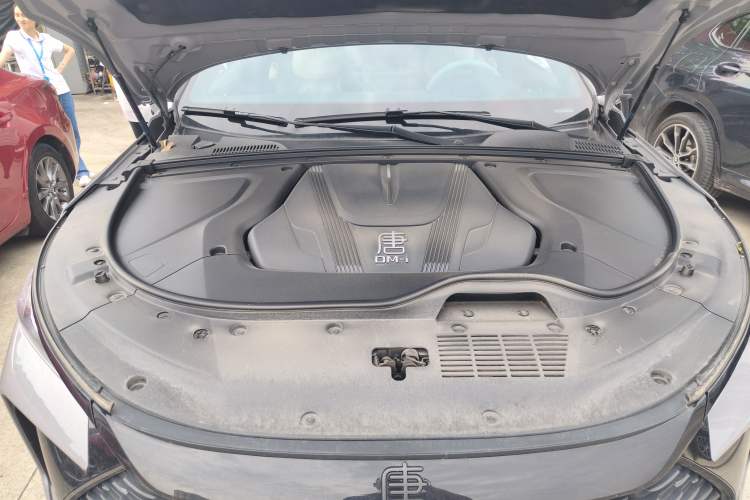Used BYD Tang New Energy 2025 Intelligent Driving Version DM-i 115KM Flagship Edition Engine Bay