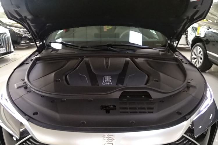 Used BYD Tang New Energy 2025 Intelligent Driving Version DM-i 115KM Flagship Edition Engine Bay