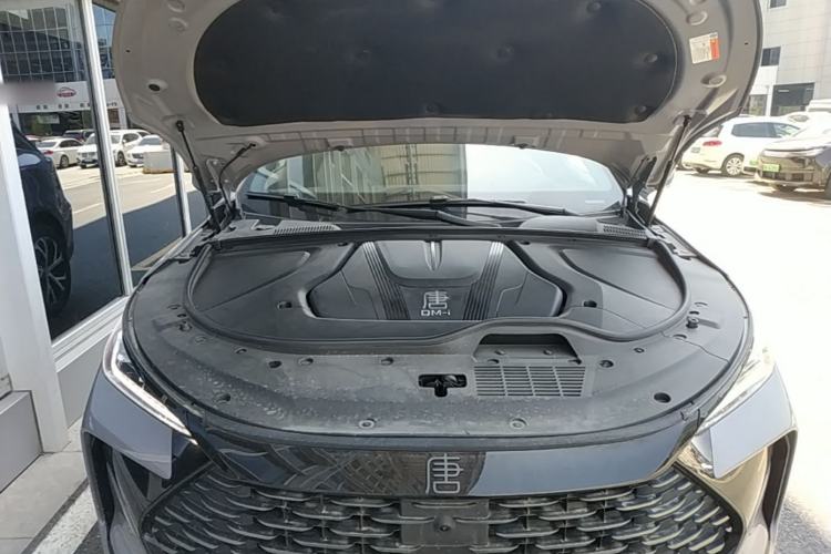 Used BYD Tang New Energy 2025 Intelligent Driving Version DM-i 115KM Flagship Edition Engine Bay