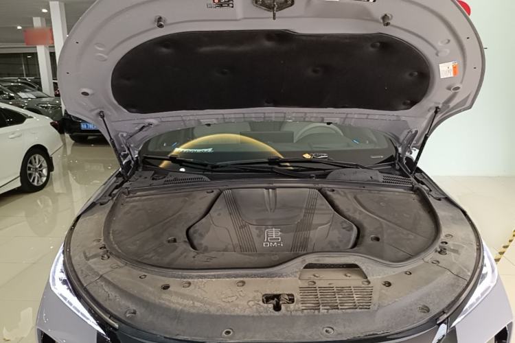 Used BYD Tang New Energy 2025 Intelligent Driving Version DM-i 115KM Flagship Edition Engine Bay