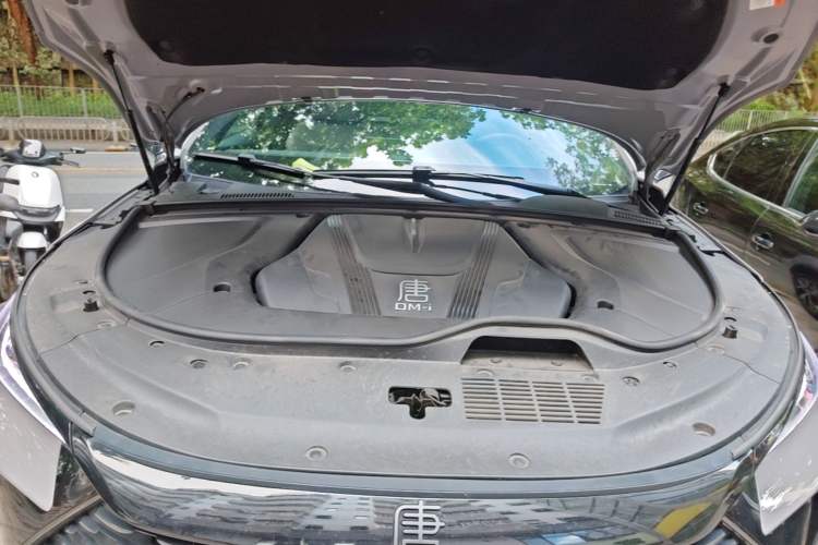 Used BYD Tang New Energy 2025 Intelligent Driving Version DM-i 115KM Prestige Edition Engine Bay