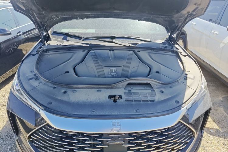 Used BYD Tang New Energy 2025 DM-i 115KM Prestige Model Engine Bay