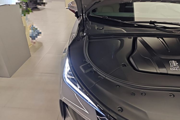 Used BYD Tang New Energy 2025 Intelligent Driving Version DM-i 115KM Flagship Edition Engine Bay Right