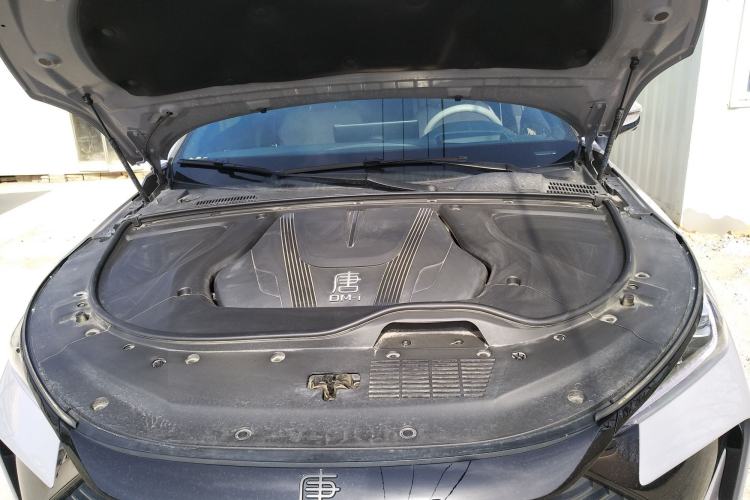 Used BYD Tang New Energy 2025 Intelligent Driving Version DM-i 115KM Flagship Edition Engine Bay