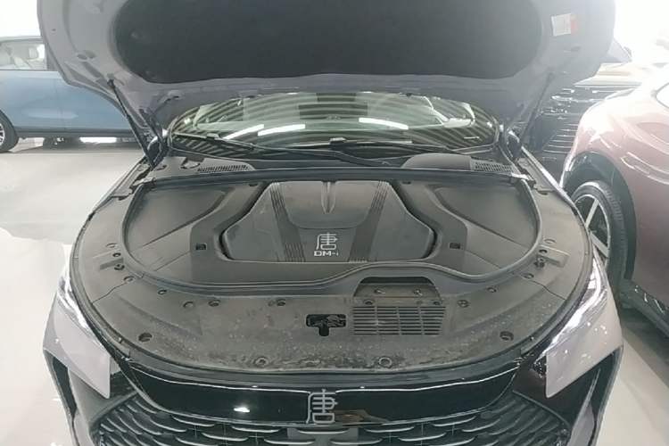Used BYD Tang New Energy 2025 Intelligent Driving Version DM-i 115KM Flagship Edition Engine Bay