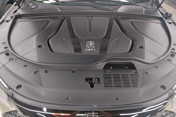 Used BYD Tang New Energy 2025 Intelligent Driving Version DM-i 115KM Flagship Edition Engine Bay