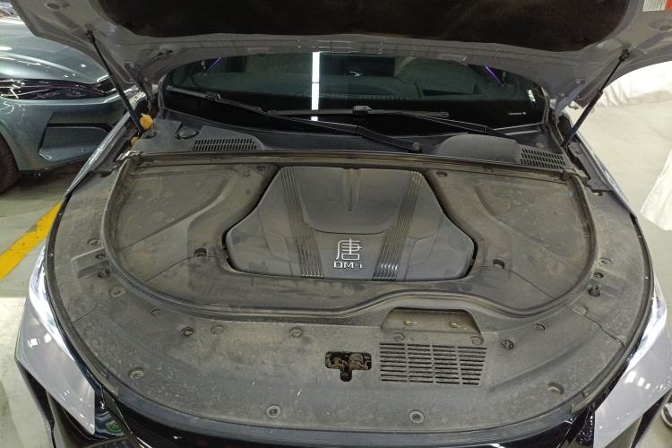 Used BYD Tang New Energy 2025 DM-i 115KM Flagship Model Engine Bay