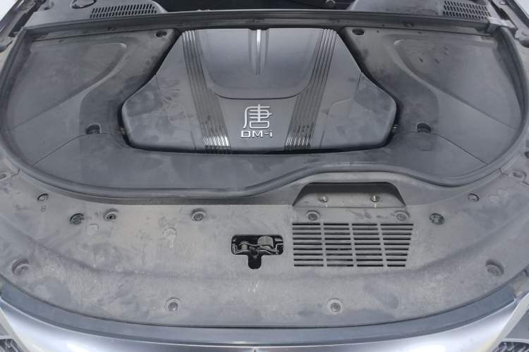 Used BYD Tang New Energy 2025 Intelligent Driving Version DM-i 115KM Flagship Edition Engine Bay