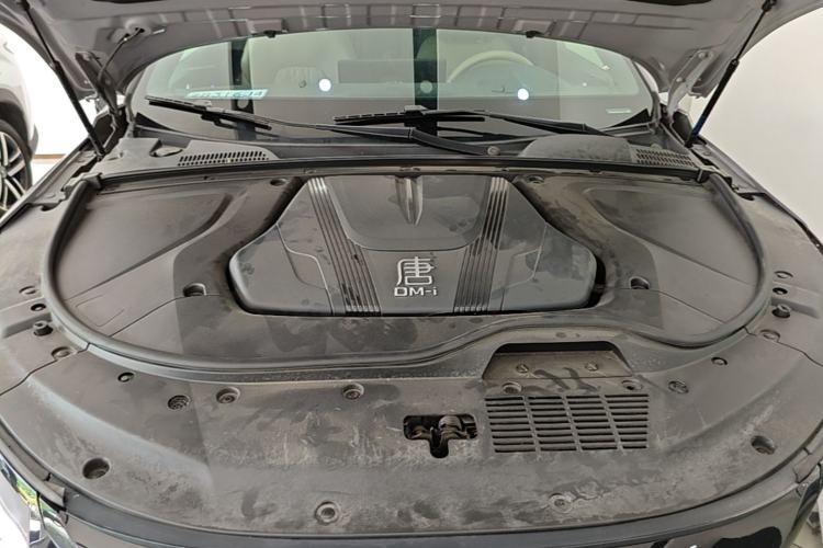 Used BYD Tang New Energy 2025 Intelligent Driving Version DM-i 115KM Flagship Edition Engine Bay