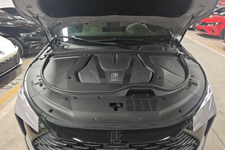 Used BYD Tang New Energy 2025 DM-i 115KM Prestige Model Engine Bay