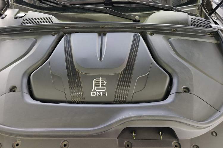 Used BYD Tang New Energy 2025 Intelligent Driving Version DM-i 115KM Flagship Edition Engine Bay