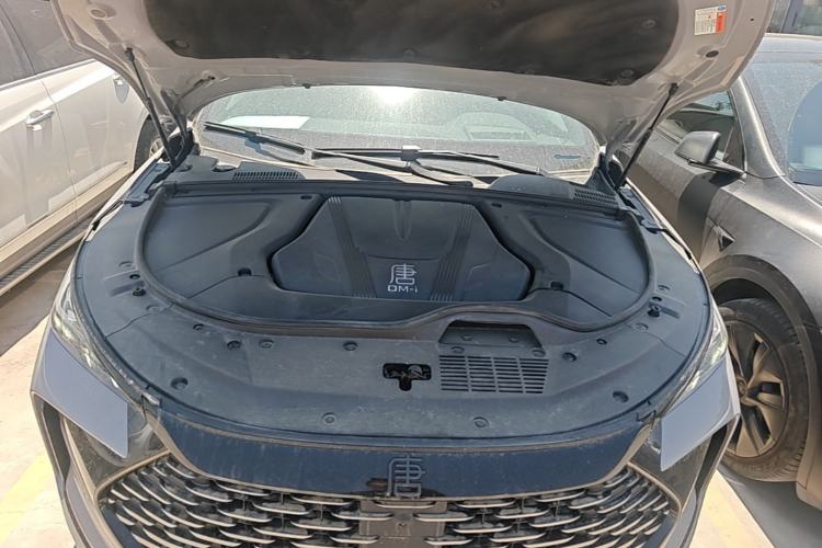 Used BYD Tang New Energy 2025 DM-i 115KM Flagship Model Engine Bay