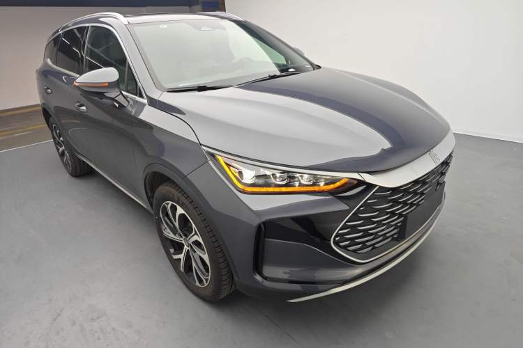 Used BYD Tang New Energy 2025 DM-i 115KM Cloud Ride Flagship Model Exterior 1