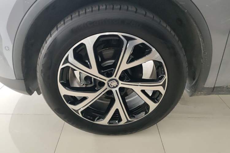 Used BYD Tang New Energy 2025 DM-i 115KM Flagship Model Exterior 2