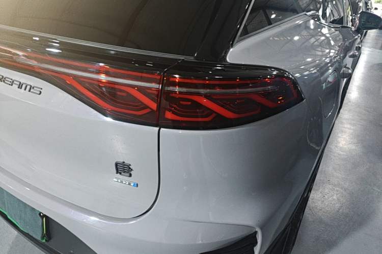 Used BYD Tang New Energy 2025 Intelligent Driving Version DM-i 115KM Prestige Edition Exterior 3