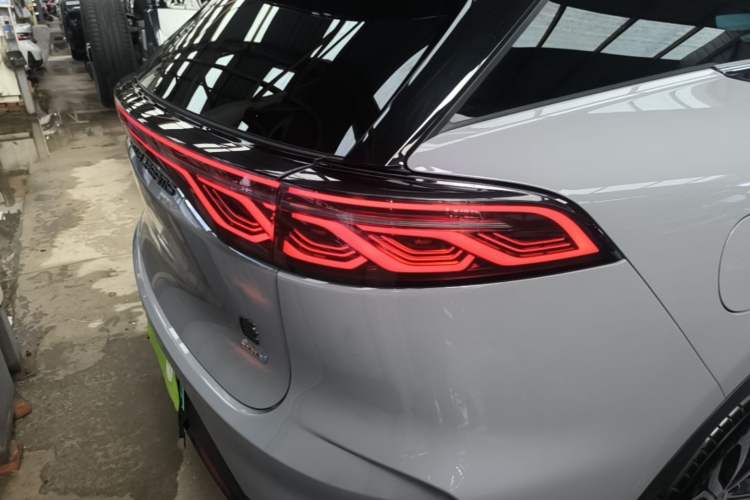 Used BYD Tang New Energy 2025 Intelligent Driving Version DM-i 115KM Prestige Edition Exterior 3
