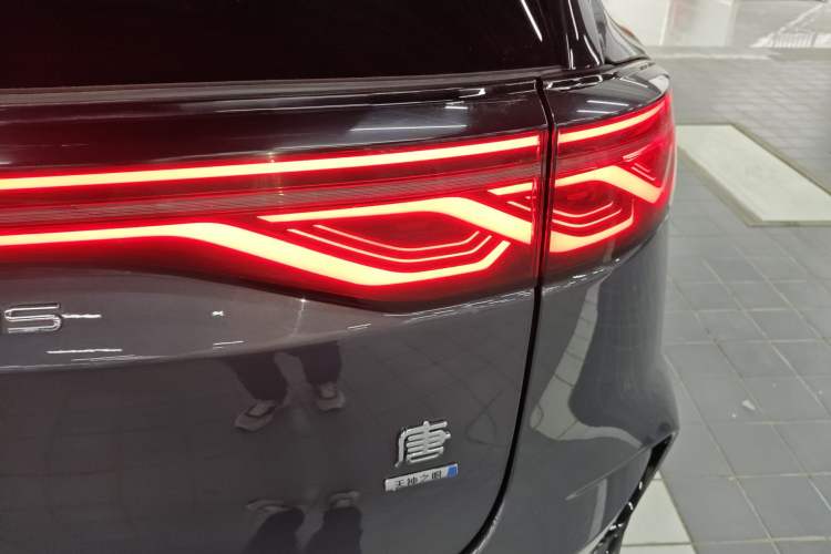 Used BYD Tang New Energy 2025 Intelligent Driving Version DM-i 115KM Flagship Edition Exterior 3