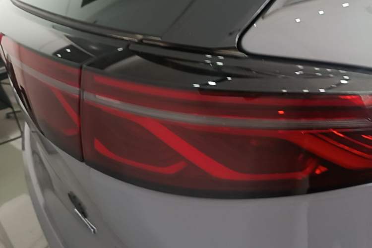 Used BYD Tang New Energy 2025 Intelligent Driving Version DM-i 115KM Flagship Edition Exterior 3