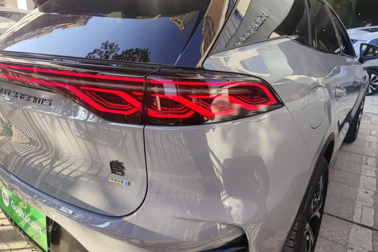 Used BYD Tang New Energy 2025 Intelligent Driving Version DM-i 115KM Flagship Edition Exterior 3
