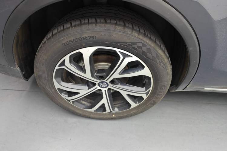 Used BYD Tang New Energy 2025 DM-i 115KM Cloud Ride Flagship Model Exterior 5