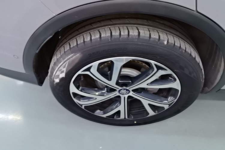 Used BYD Tang New Energy 2025 Intelligent Driving Version DM-i 115KM Prestige Edition Exterior 5