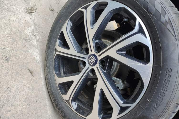 Used BYD Tang New Energy 2025 Intelligent Driving Version DM-i 115KM Flagship Edition Exterior 5