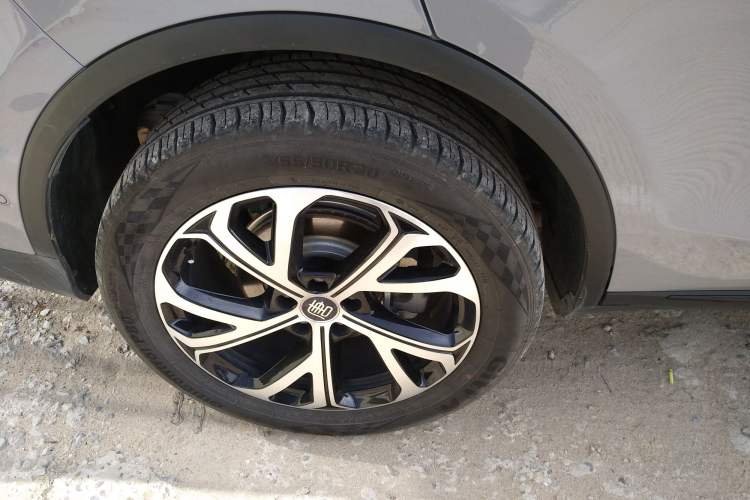Used BYD Tang New Energy 2025 Intelligent Driving Version DM-i 115KM Flagship Edition Exterior 5