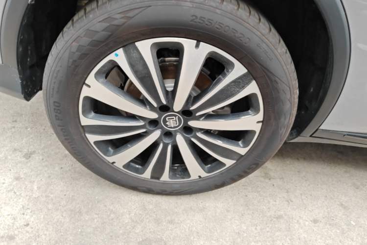 Used BYD Tang New Energy 2025 Model Smart Drive Version DM-i 175KM Prestige Version Exterior 5