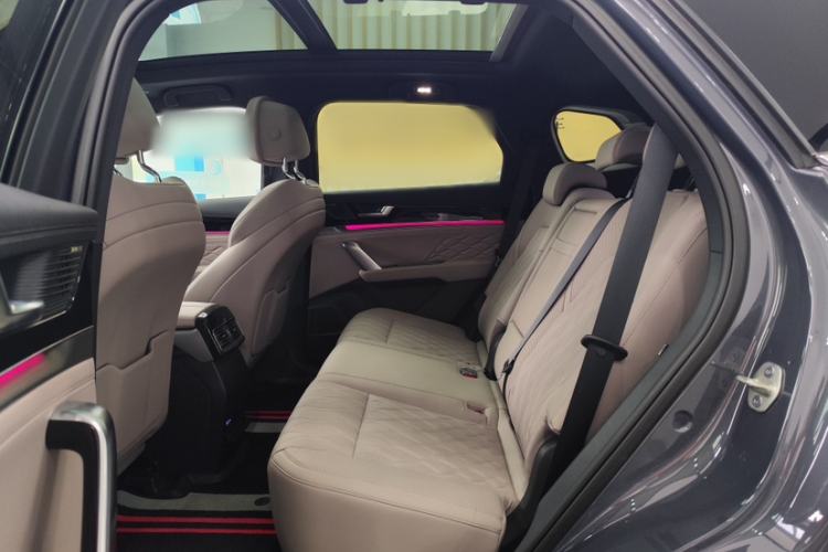 Used BYD Tang New Energy 2025 Intelligent Driving Version DM-i 115KM Flagship Edition Exterior 6