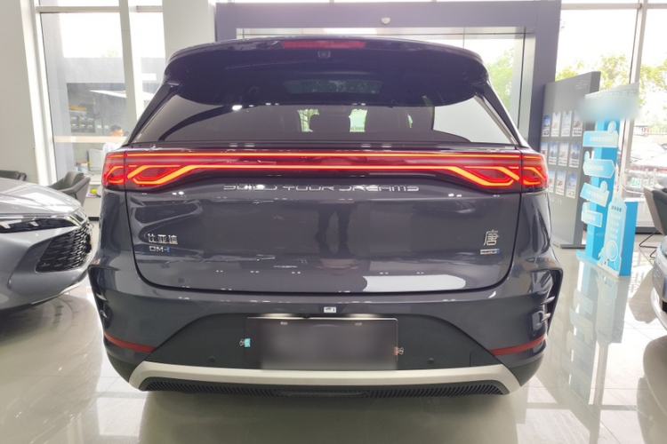 Used BYD Tang New Energy 2025 Intelligent Driving Version DM-i 115KM Flagship Edition Exterior 8