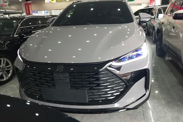 Used BYD Tang New Energy 2025 DM-i 115KM Prestige Model Front
