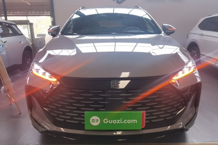 Used BYD Tang New Energy 2025 DM-i 115KM Cloud Ride Flagship Model Front