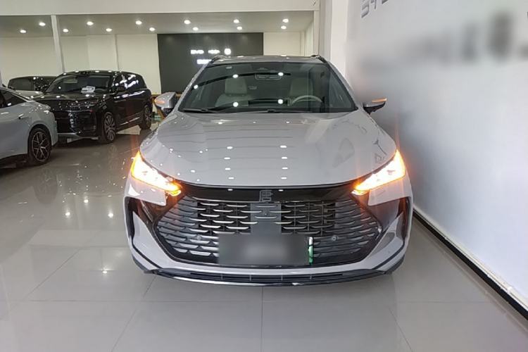 Used BYD Tang New Energy 2025 DM-i 115KM Cloud Ride Flagship Model Front