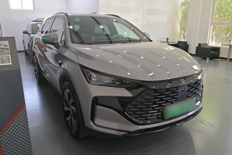 Used BYD Tang New Energy 2025 Intelligent Driving Version DM-i 115KM Flagship Edition Front Right 45 Deg
