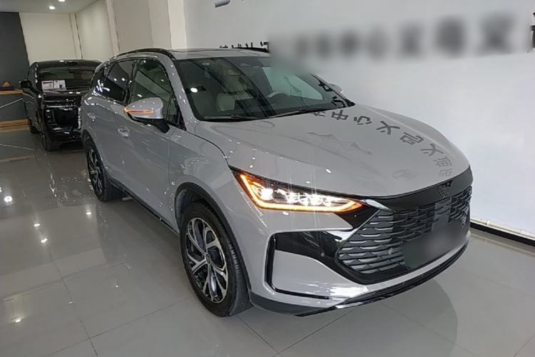 Used BYD Tang New Energy 2025 DM-i 115KM Cloud Ride Flagship Model Front Right 45 Deg