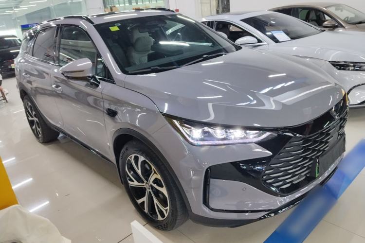 Used BYD Tang New Energy 2025 Intelligent Driving Version DM-i 115KM Prestige Edition Front Right 45 Deg