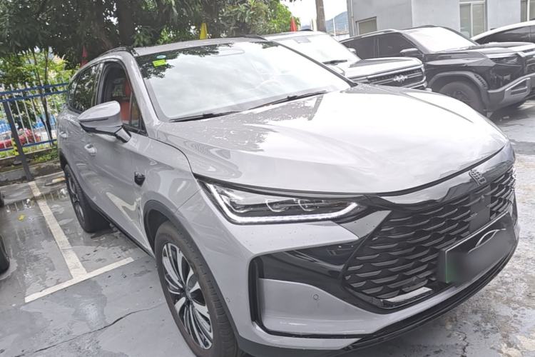Used BYD Tang New Energy 2025 Model Smart Drive Version DM-i 175KM Prestige Version Front Right 45 Deg