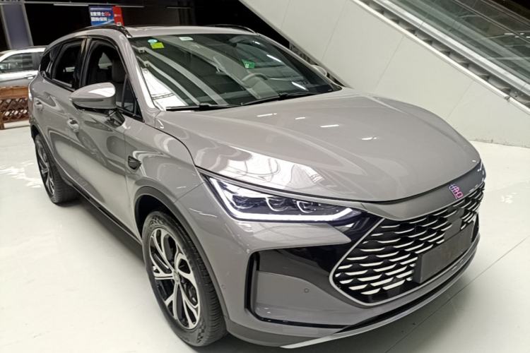 Used BYD Tang New Energy 2025 Intelligent Driving Version DM-i 115KM Prestige Edition Front Right 45 Deg